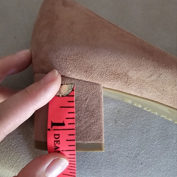 Aquatalia Pale/Petal Pink Suede Preppy Elegant Chic Square heel Shoes sz 7.5 - Picture 8 of 9